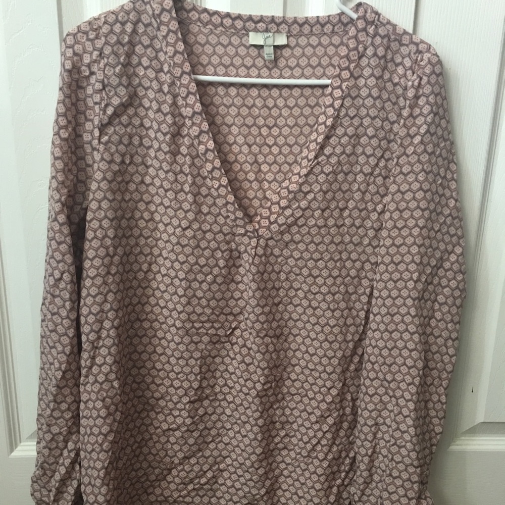 Cute pale pink blouse